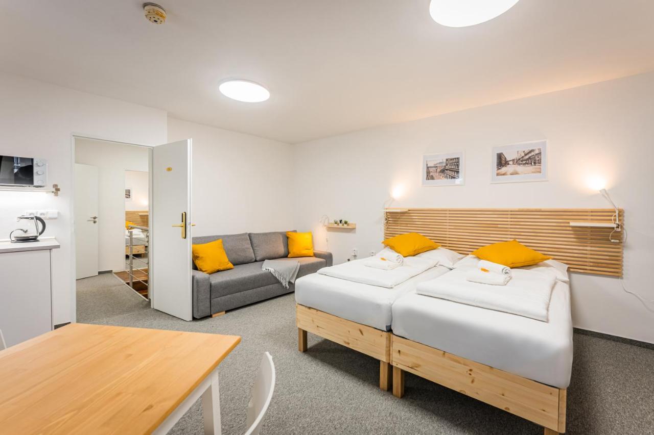Self-Service Hotel Ostas Praha Екстериор снимка