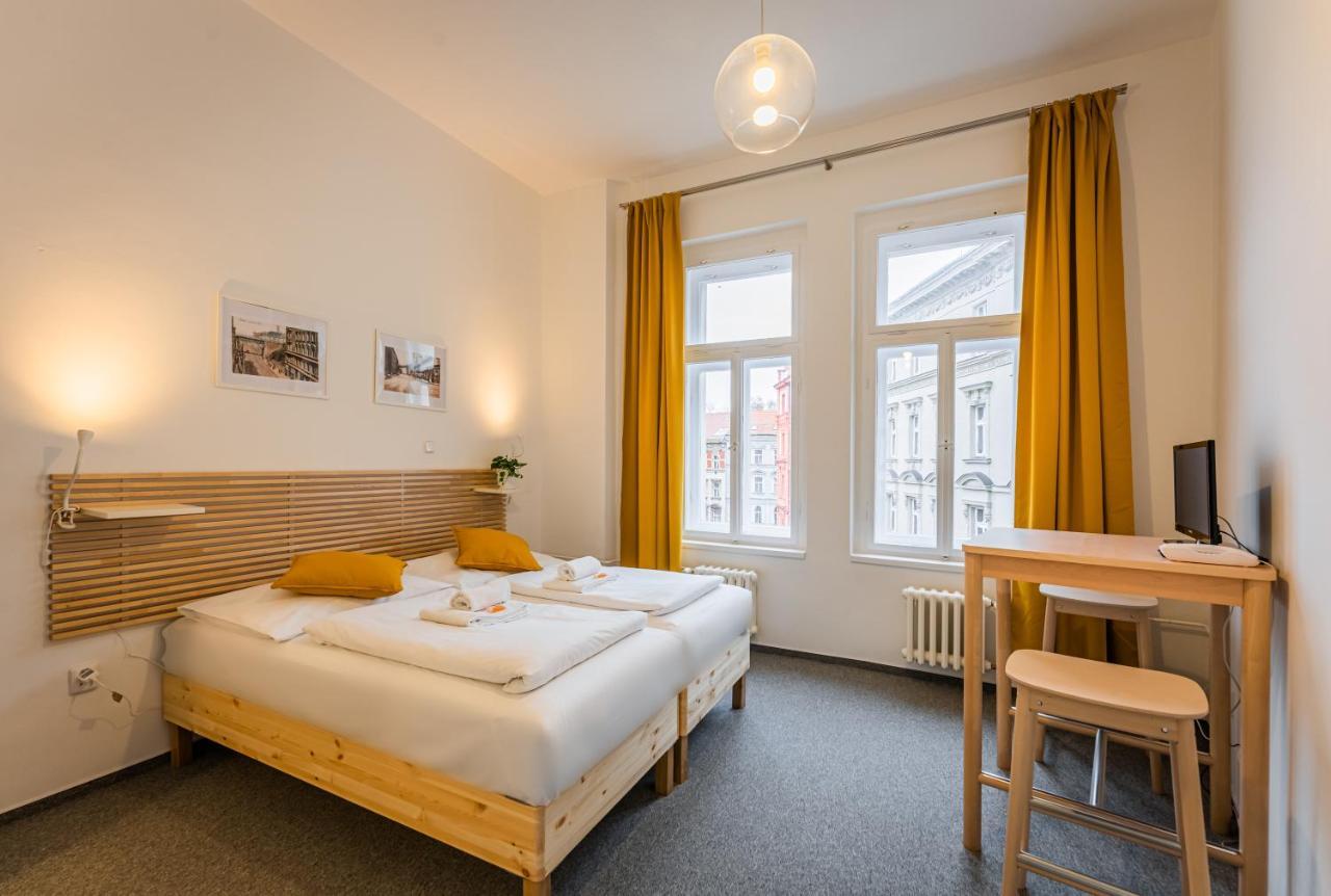 Self-Service Hotel Ostas Praha Екстериор снимка