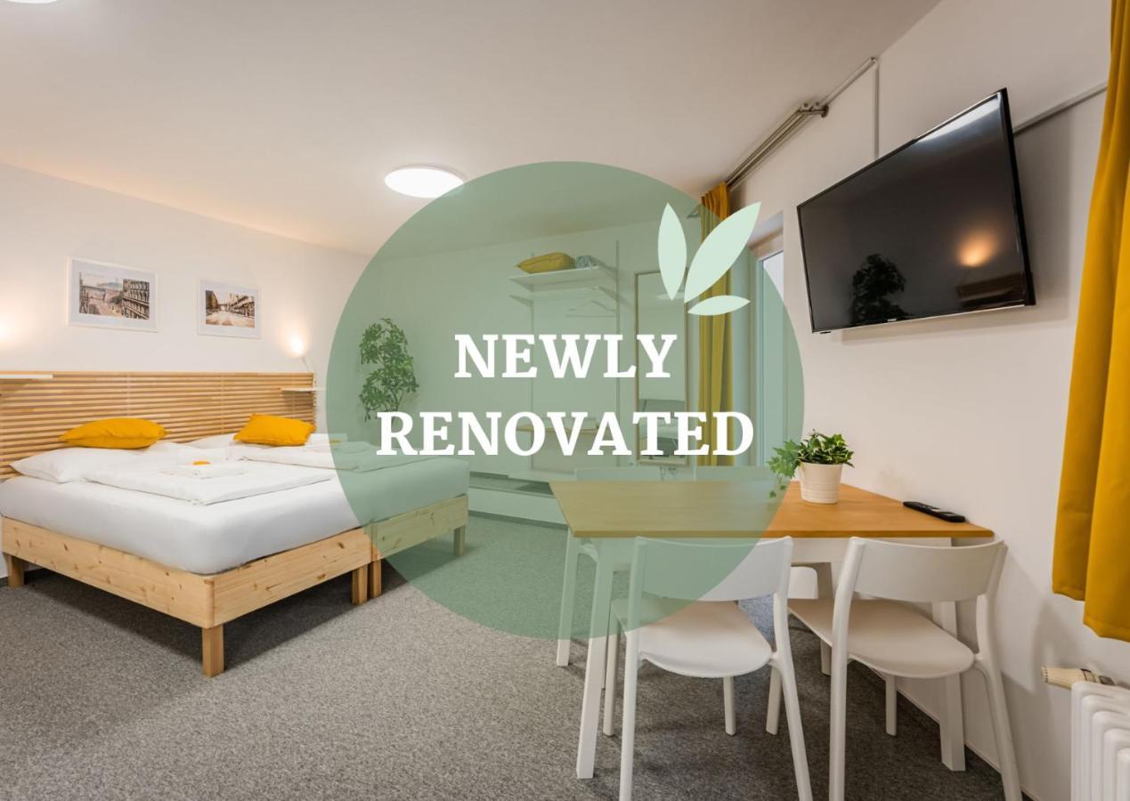Self-Service Hotel Ostas Praha Екстериор снимка