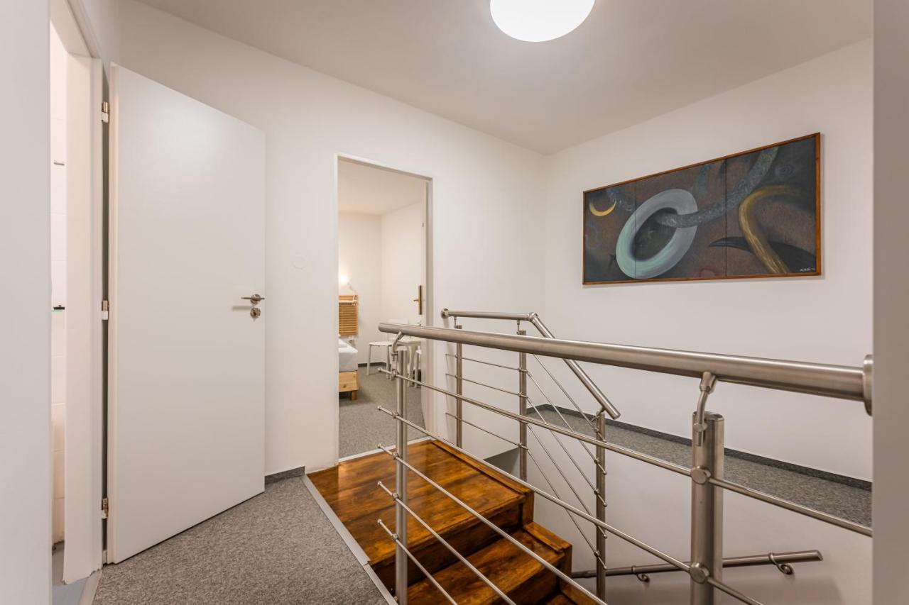 Self-Service Hotel Ostas Praha Екстериор снимка