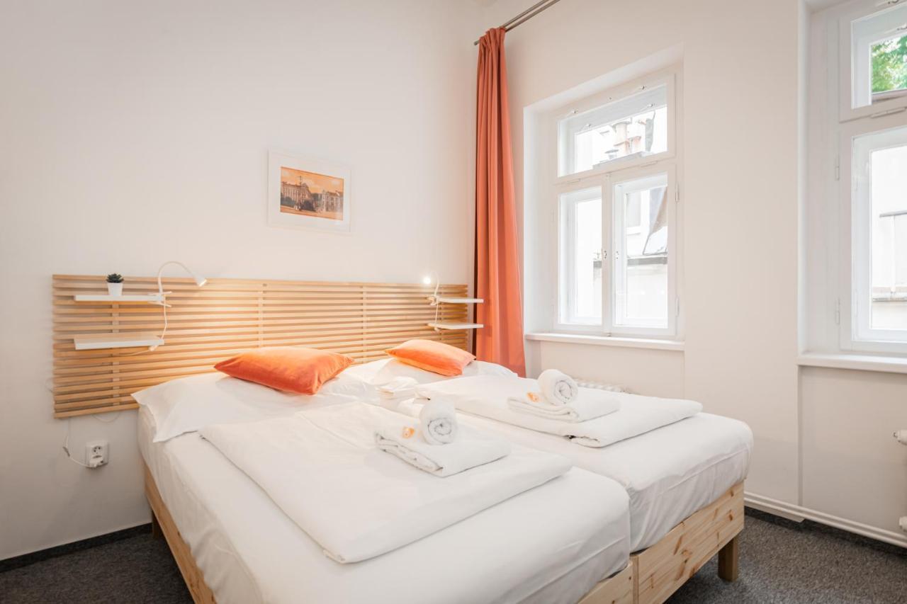 Self-Service Hotel Ostas Praha Екстериор снимка