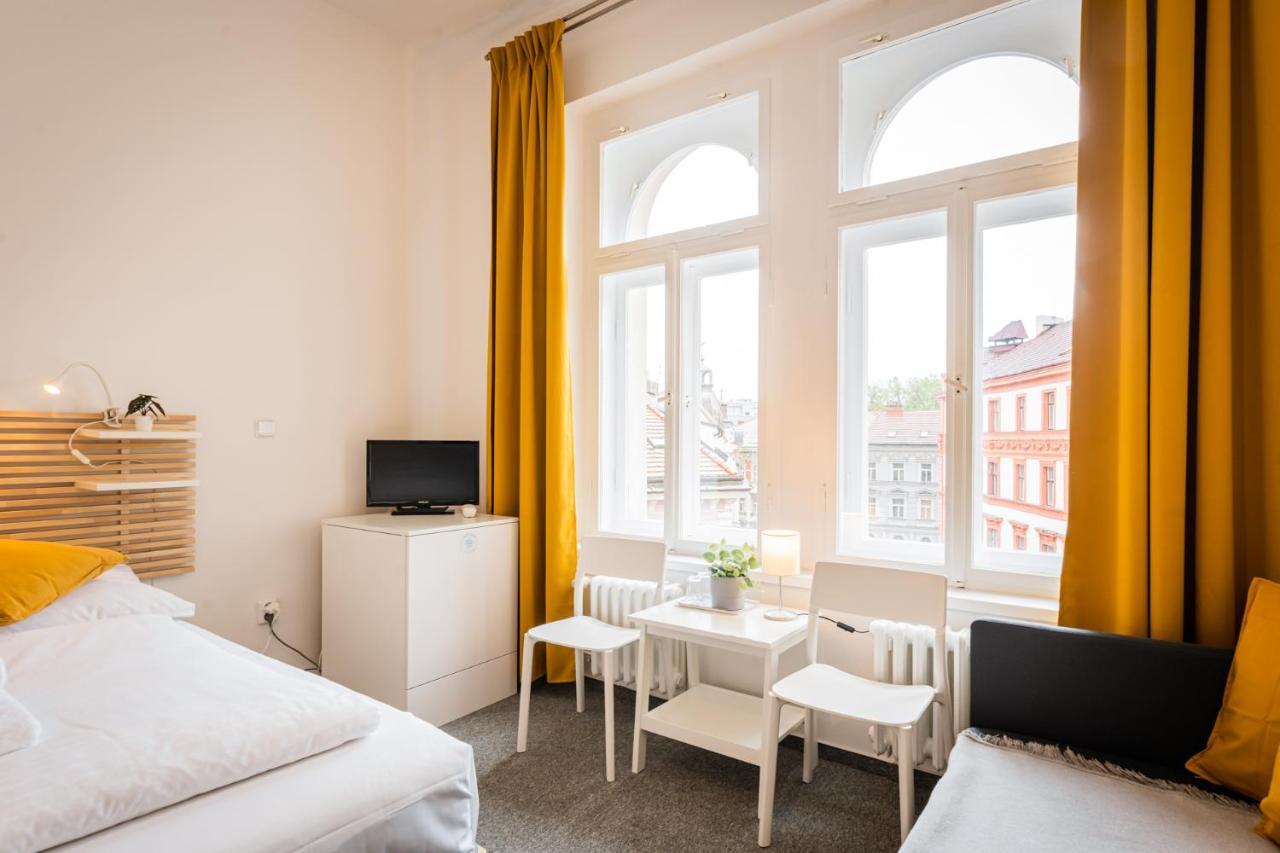 Self-Service Hotel Ostas Praha Екстериор снимка