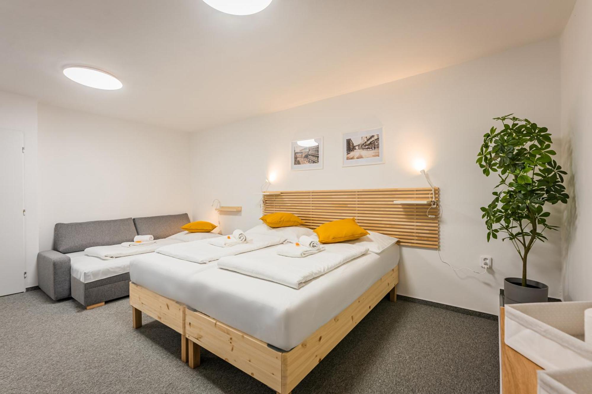 Self-Service Hotel Ostas Praha Екстериор снимка