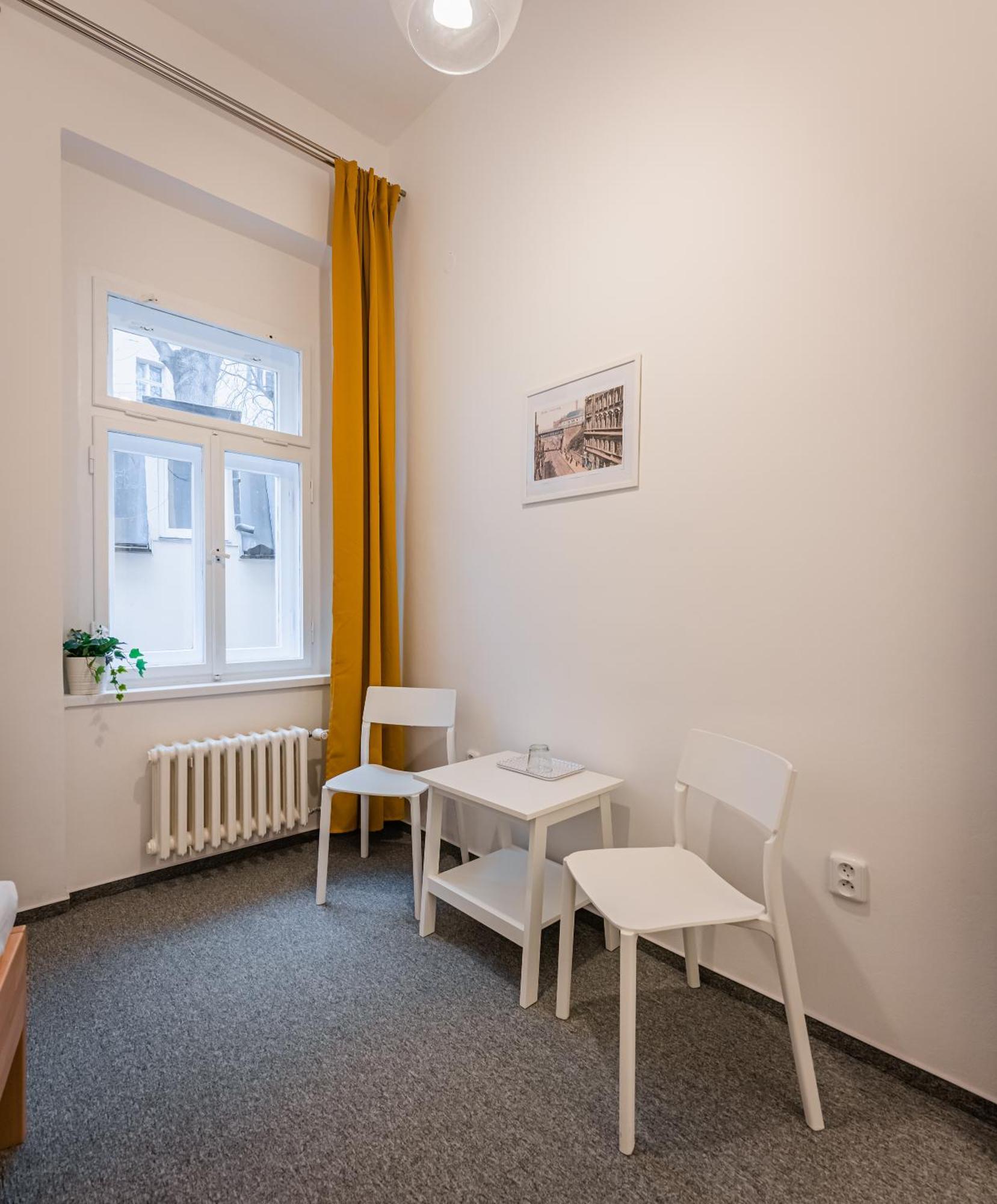 Self-Service Hotel Ostas Praha Екстериор снимка